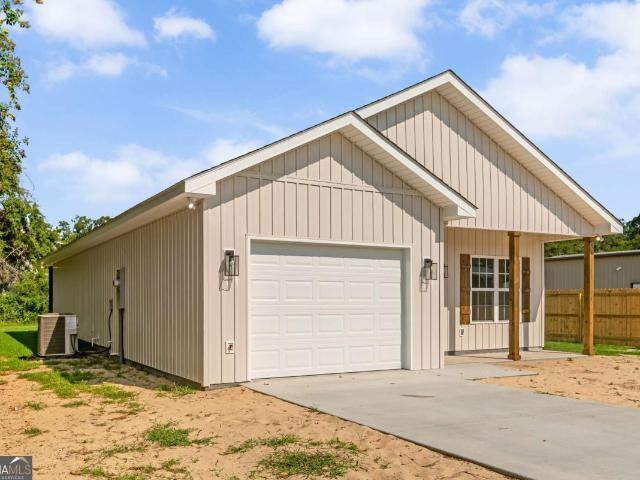 House for sale in Baxley, Georgia