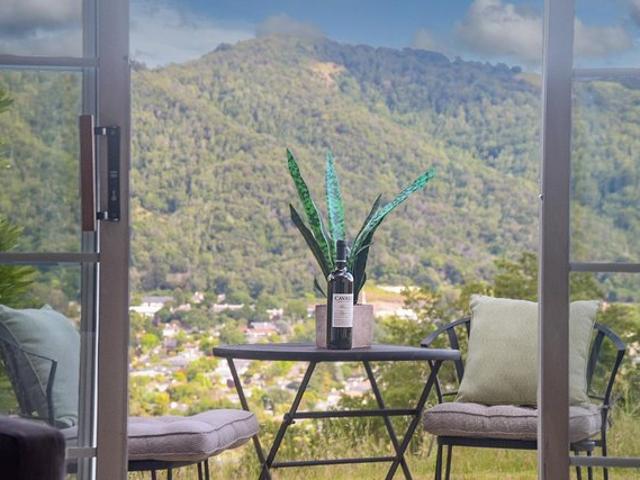 Condo for sale in San Rafael, California