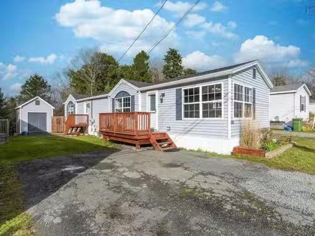 House for sale in Lake Echo, Nova Scotia
