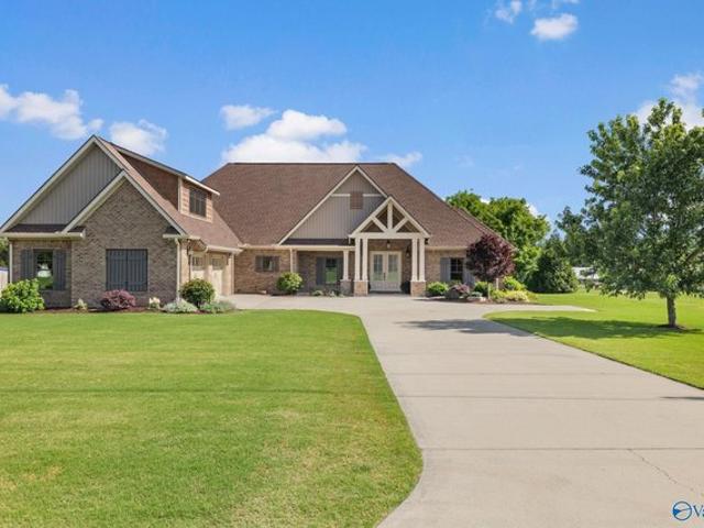 House for sale in Trinity, Alabama