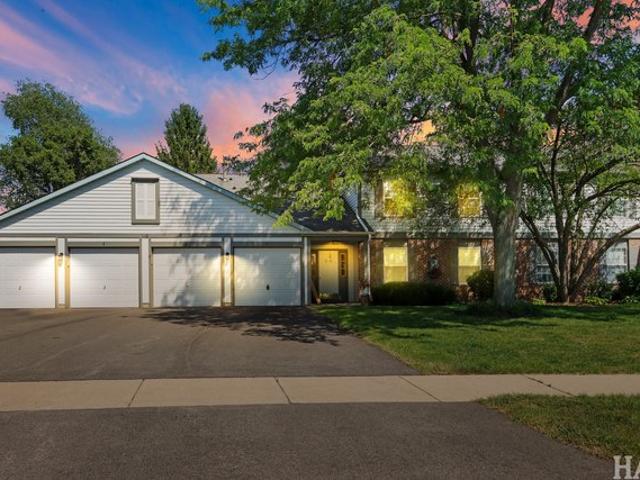 Condo for sale in Wauconda, Illinois