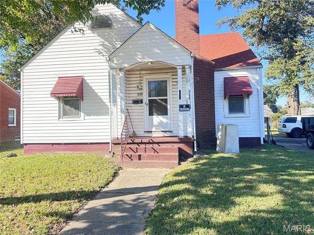 House for sale in Sikeston, Scott County