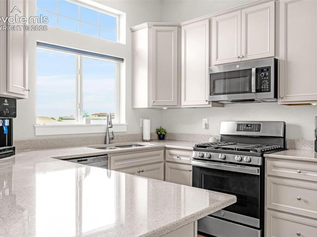 Condo for sale in Eaglepointe Townhomes, Colorado Springs