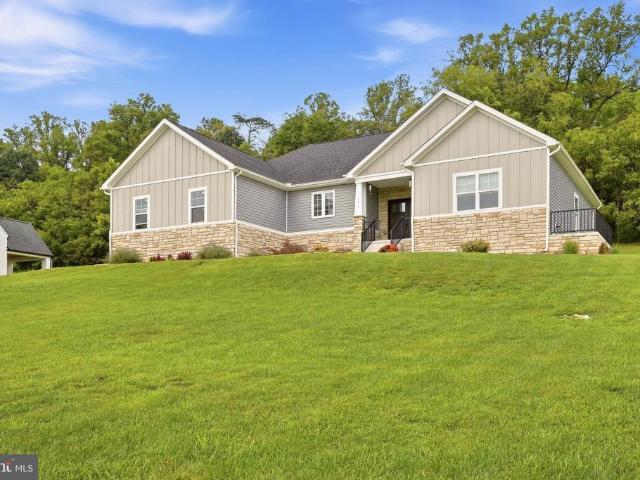House for sale in Falling Waters, West Virginia