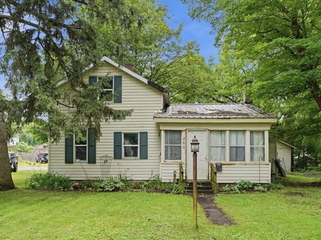 House for sale in Constantine, Michigan