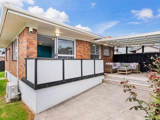 House for sale in Papakura