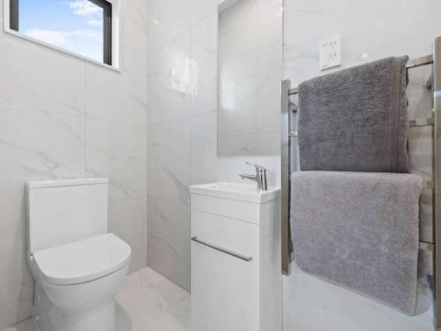 Townhouse for sale in Mount Wellington