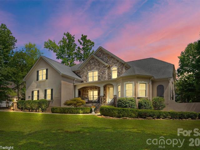 House for sale in Mooresville, North Carolina