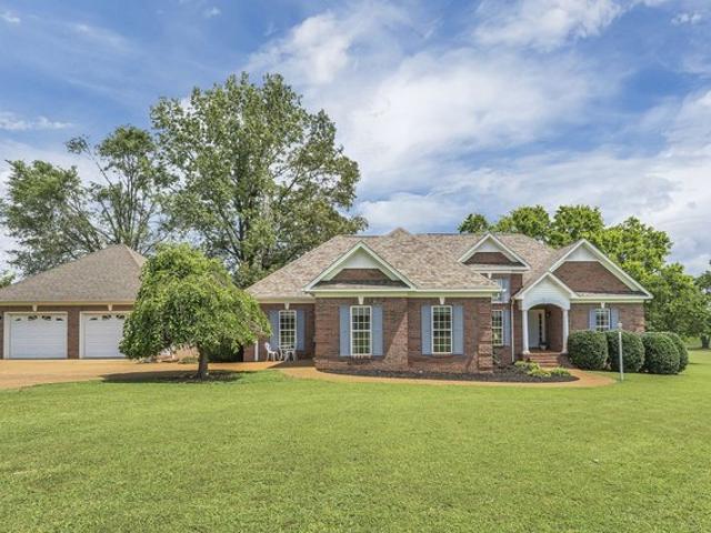 House for sale in Savannah, West Tennessee