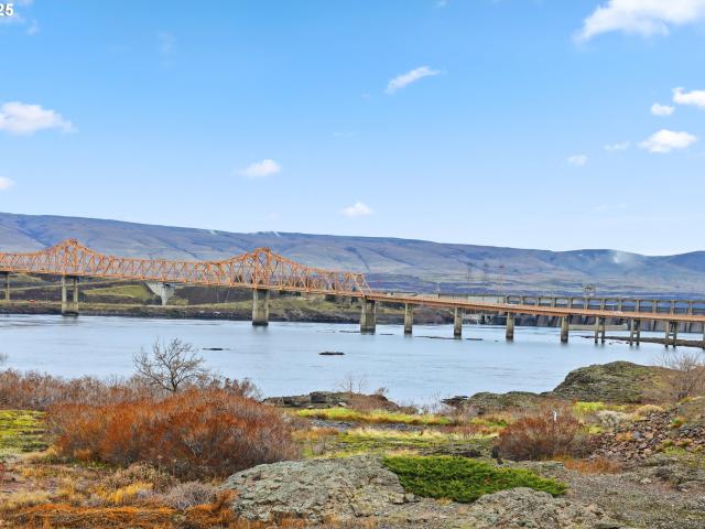 Condo for sale in Oregonia