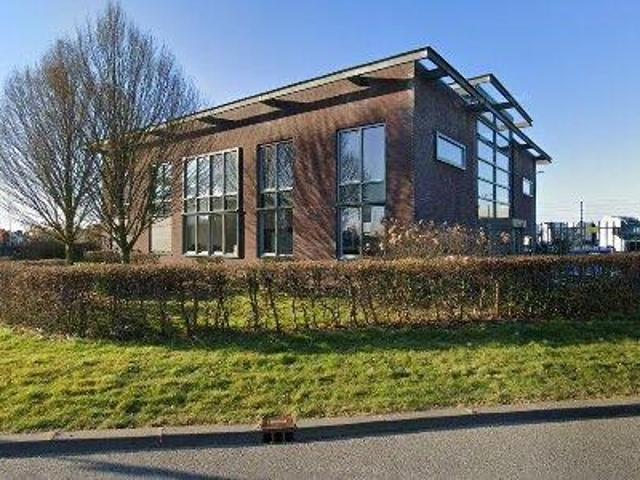 Bedrijfspand te huur in Poort Van Midden Gelderland-Zuid, Heteren