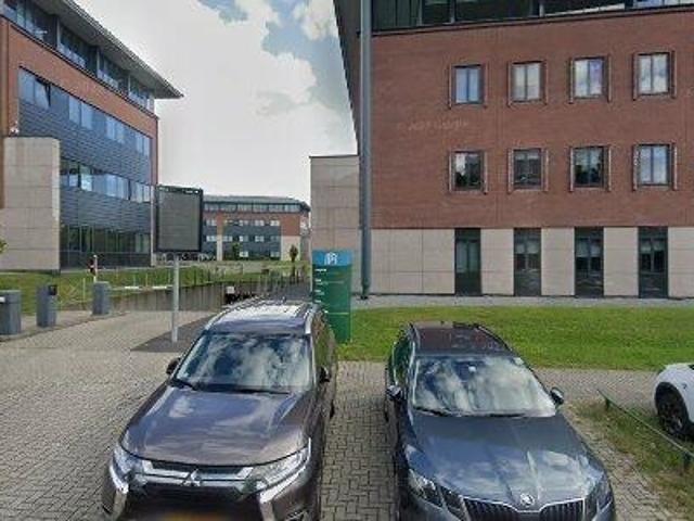 Bedrijfspand te huur in Rokkeveen, Zoetermeer