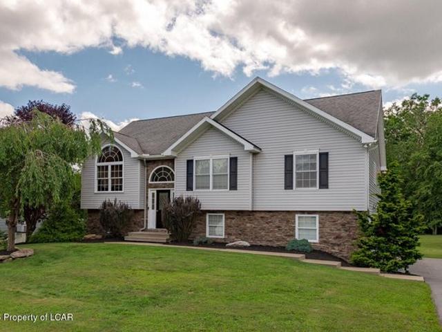House for sale in Drums, Butler Township