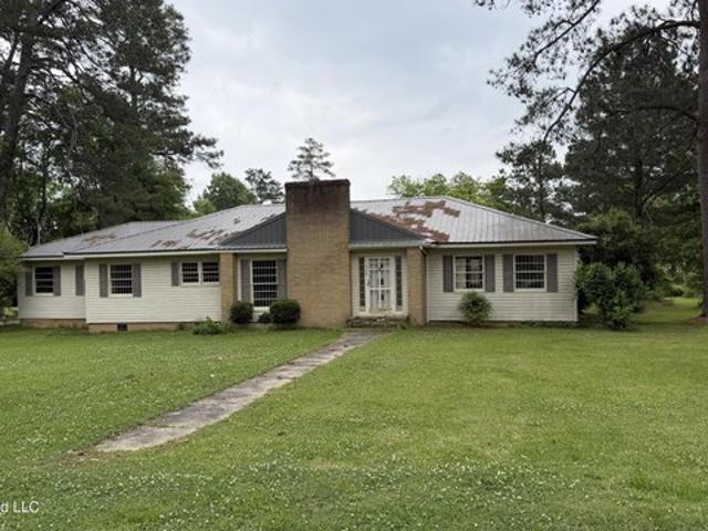 House for sale in Forest, Mississippi