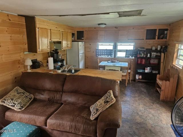 House for sale in Hoffmeister, New York