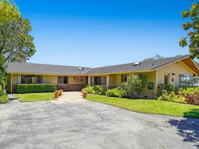 House for sale in Freedom, California