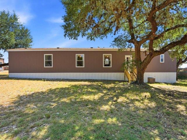 House for sale in Bandera, Bandera County