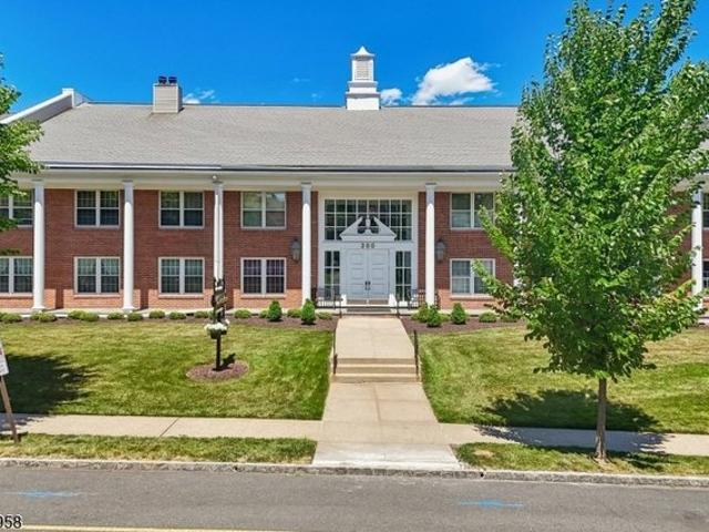 Condo for sale in Westfield, New Jersey