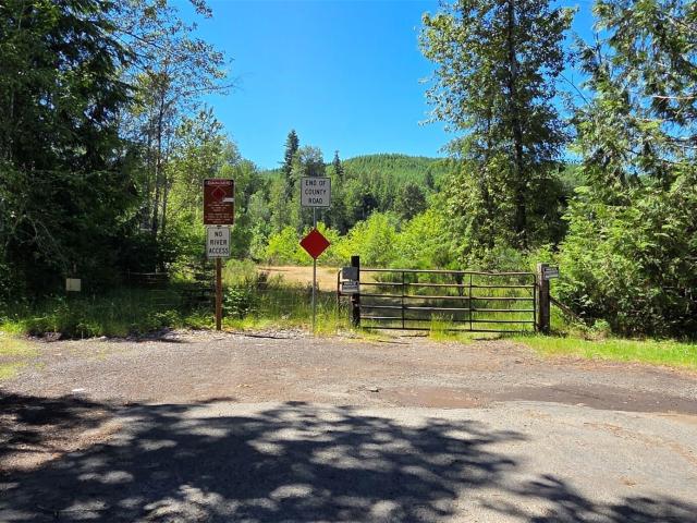 Land for sale in Castle Rock, Washington