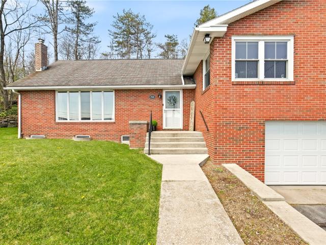 House for sale in Somerset, Pennsylvania