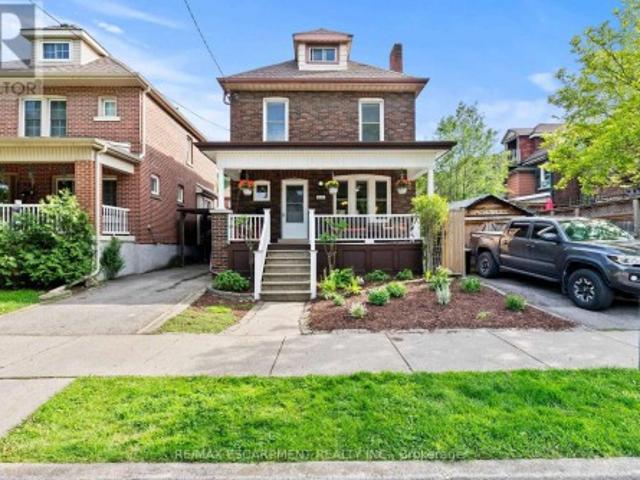 House for sale in Ancaster, Ontario