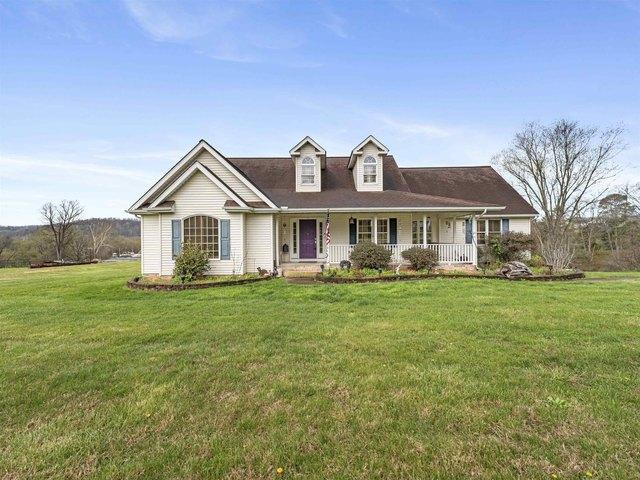 House for sale in Milton, West Virginia