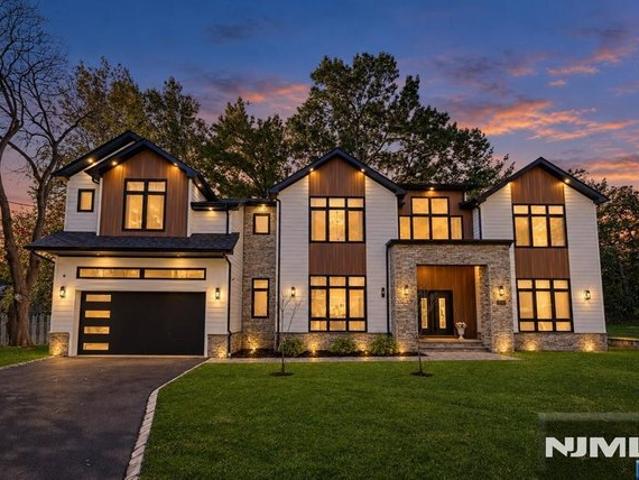 House for sale in Paramus, Bergen County