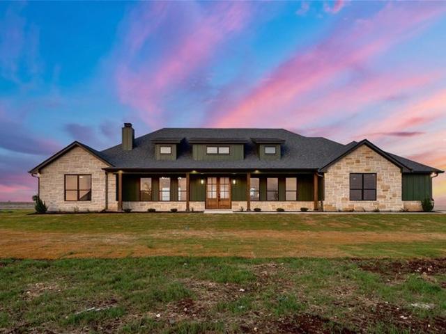 House for sale in Crawford, Texas