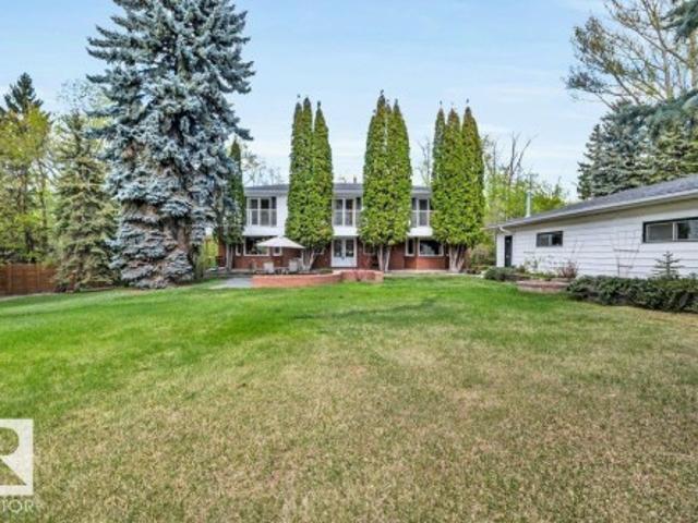 House for sale in Windermere Neighbourhood, Edmonton