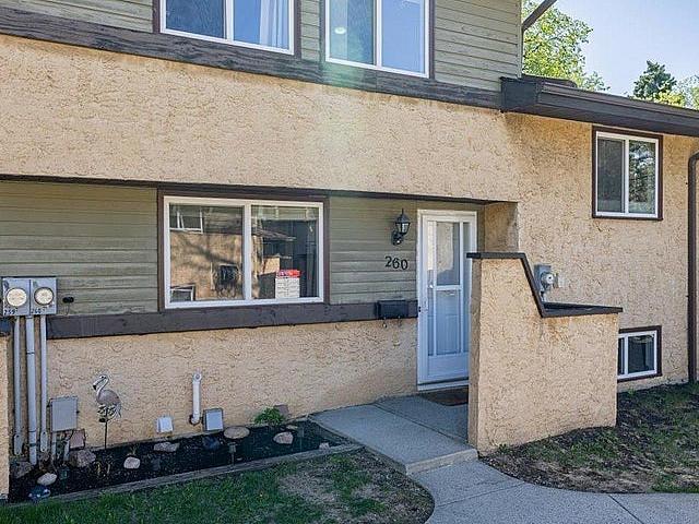 Condo for sale in Sherwood Park, Alberta