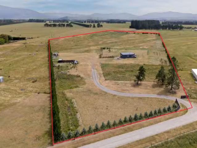 House for sale in Canterbury