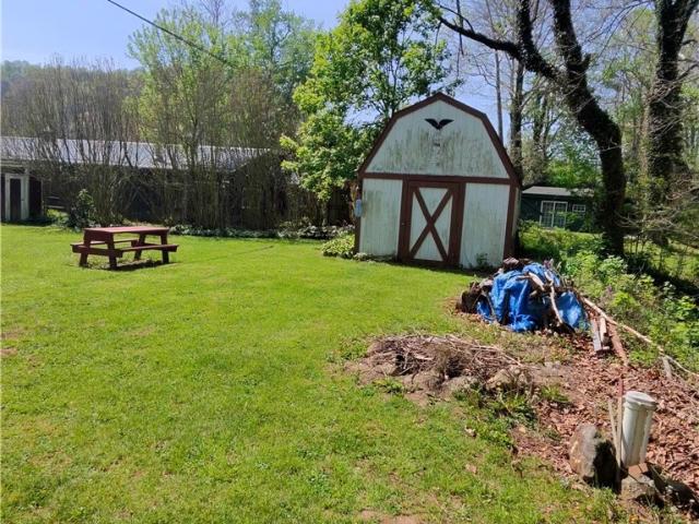 House for sale in Warsaw, Ohio