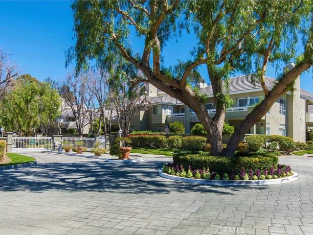 Condo for sale in Valencia, Santa Clarita
