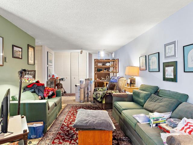 Condo for sale in Hennepin, Minnesota