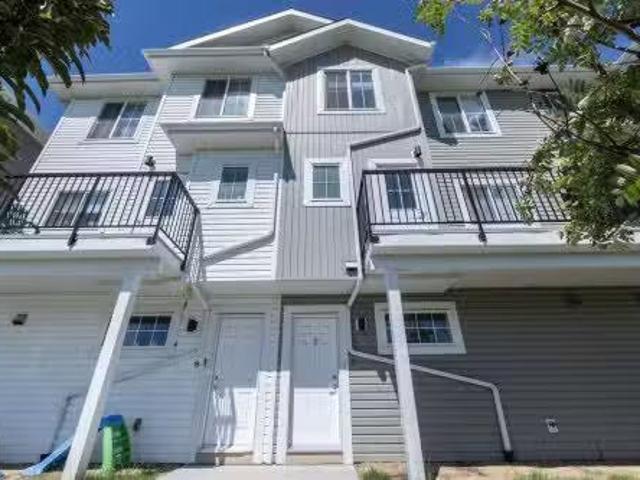 House for rent in Wedgewood, Alberta
