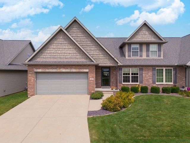 Townhouse for sale in Mclean, Illinois