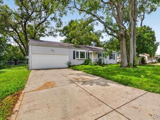 House for sale in Saint Charles, Missouri