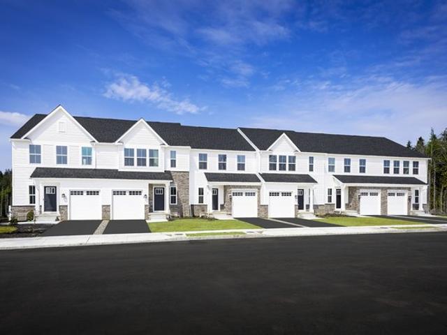 Townhouse for sale in Chester, Pennsylvania