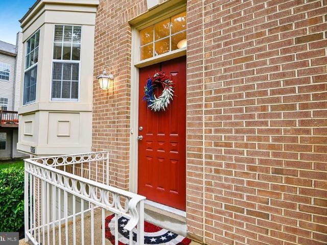 Townhouse for sale in Crofton, Anne Arundel County