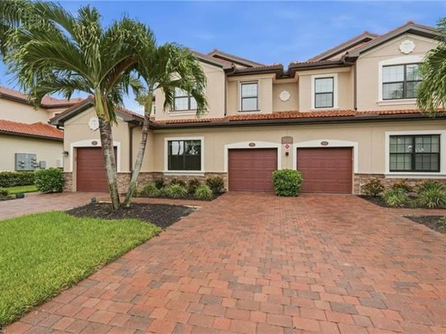 Condo for sale in Bonita Springs, Florida
