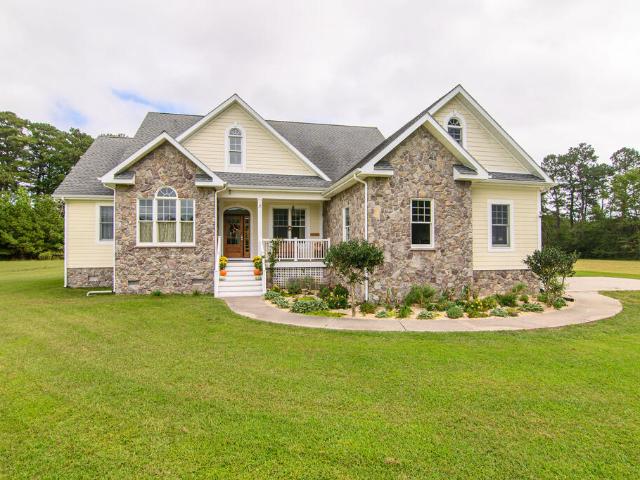 House for sale in Accomac, Accomack County