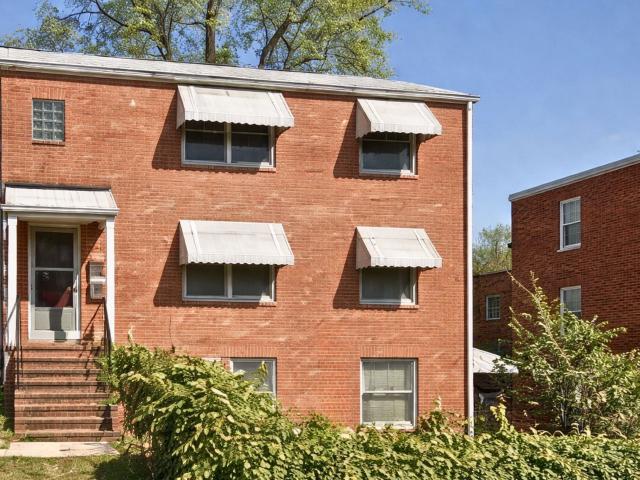 Duplex for sale in Virginia