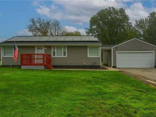 House for sale in New Castle, Lawrence County