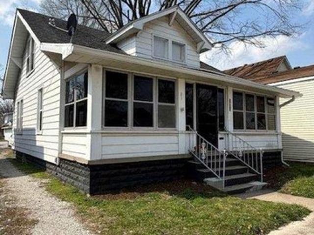 House for sale in Terre Haute, Indiana