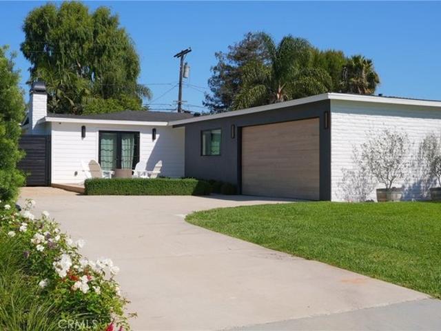 House for sale in Costa Mesa, California