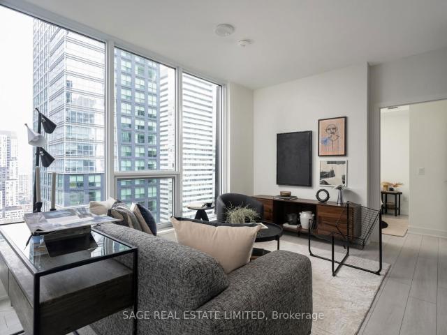 Condo for sale in Toronto, Golden Horseshoe