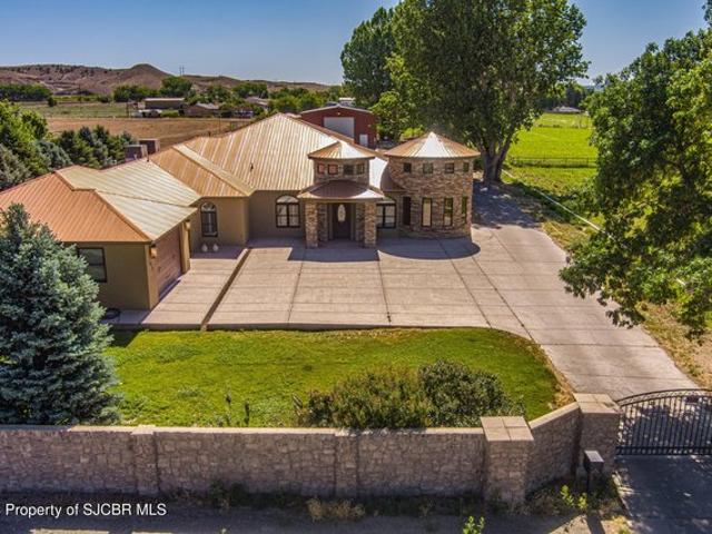 House for sale in Bloomfield, New Mexico