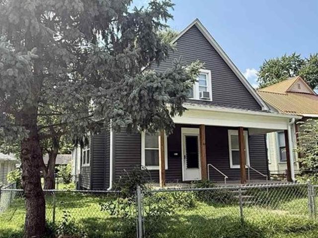 House for sale in Terre Haute, Indiana