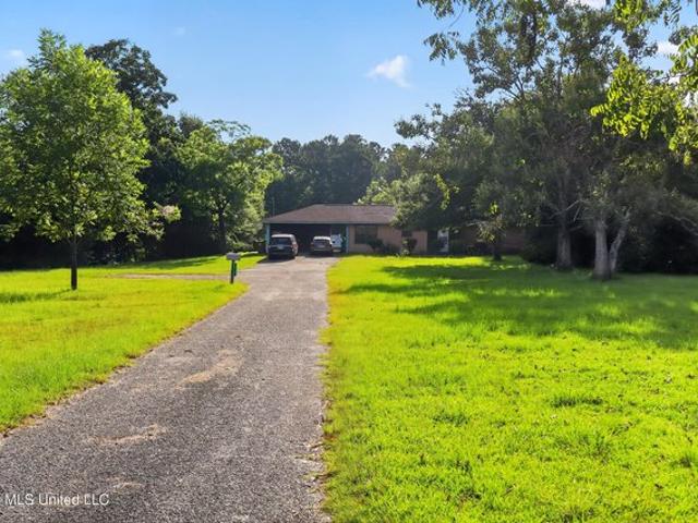 House for sale in Saucier, Mississippi