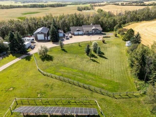 House for sale in Alberta